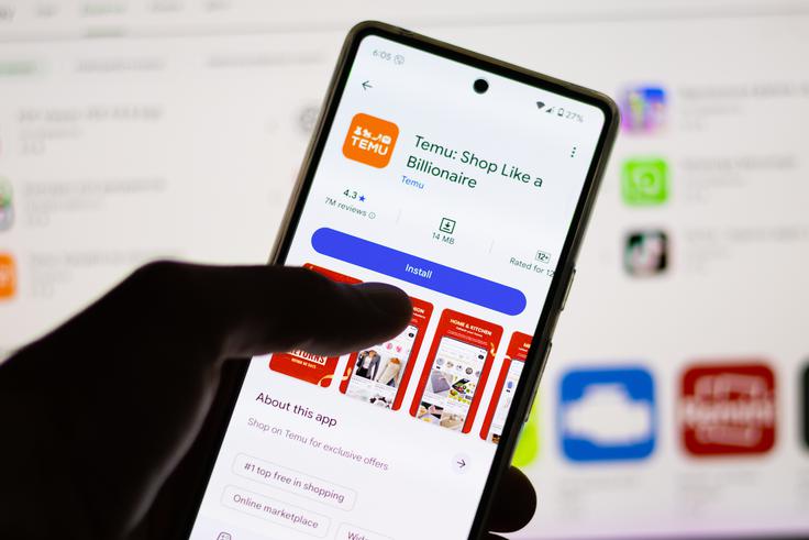 Mobilna aplikacija Temu je trenutno ena od petih najbolj priljubljenih za pametne telefone z Androidom v Sloveniji.  | Foto: Shutterstock