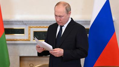 Putin po pogovorih z Erdoganom: Dosežen napredek glede izvoza ukrajinskega žita