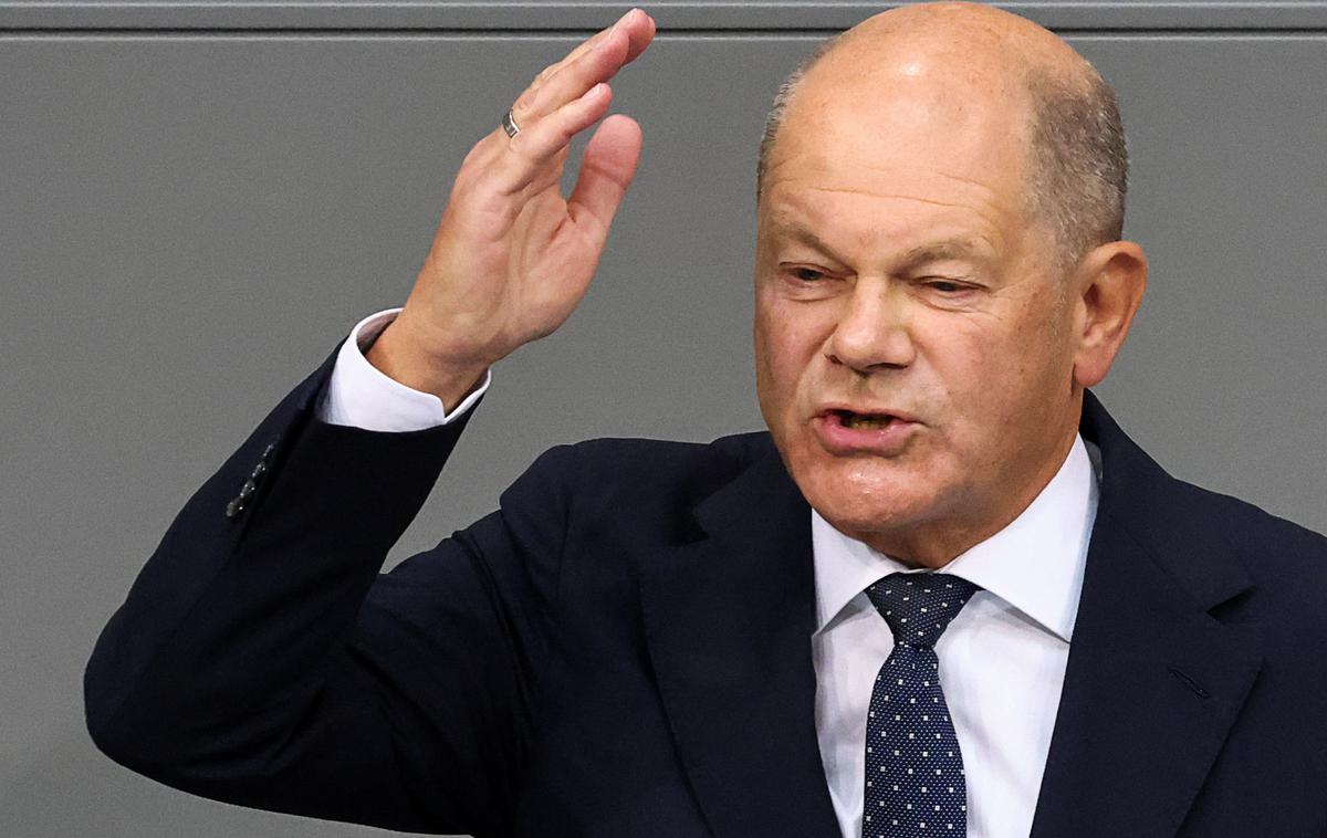 Olaf Scholz | Nemški kancler Olaf Scholz je dejal, da Ukrajini ne bodo dovolili uporabe raket dolgega dosega za doseg ciljev na ruskem ozemlju.  | Foto Reuters