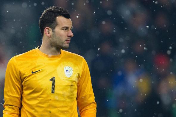 Inter noče izgubiti Handanovića in mu ponuja tri milijone