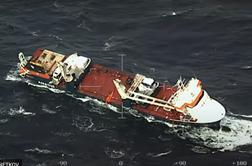 Ladja brez posadke izgubila pet milijonov evrov vreden tovor #video