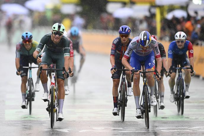 Jonathan Milan | Jonathan Milan je zmagovalec 17. etape 112. Toura, s to se je utrdil v vodstvu seštevka za zeleno majico, zdaj ima pred Tadejem Pogačarjem 72 točk prednosti. | Foto Guliverimage