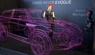Victoria Beckham in Anđa Marić – "EVOQUE dekleti"