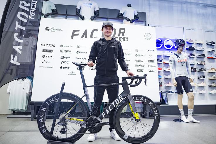 Wright na predstavitvi prenovljene ekipe Factor Racing v začetku leta. | Foto: Ana Kovač