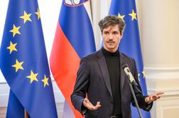 Mesec: To je skoraj nemogoče