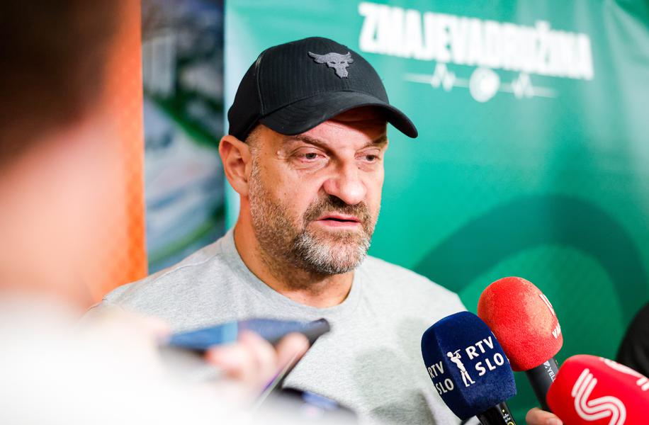Mitrović ob okrnjeni zasedbi obrnil nov list: To je za nas hud udarec