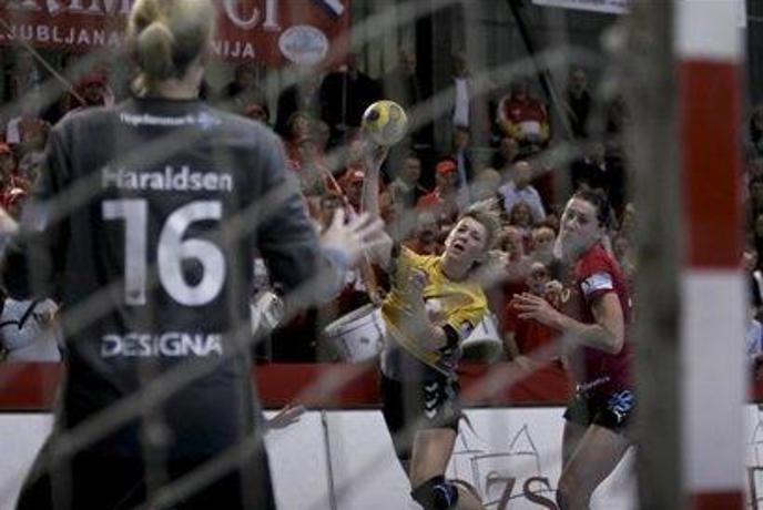 Györi že v gosteh ugnal Viborg