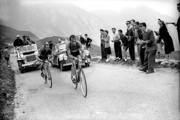 Gino Bartali | Gino Bartali je legenda kolesarstva. A je posebno dirko vozil tudi v času druge svetovne vojne. | Foto Reuters
