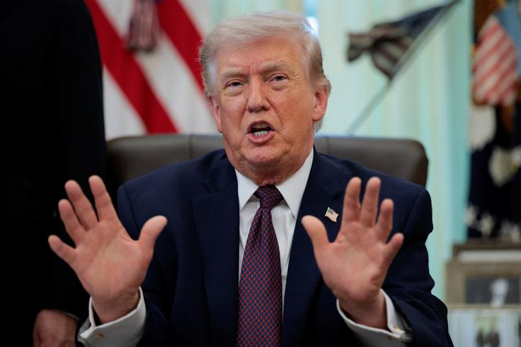 "Poiščite svojo lastno nafto!", je dejal Trump.  | Foto: Reuters