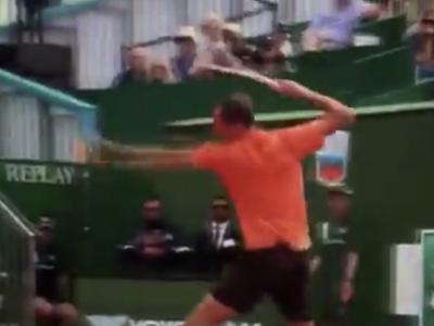 Mateo Berrettini "povozil" Danila Medvedjeva, Rus izgubil živce #video