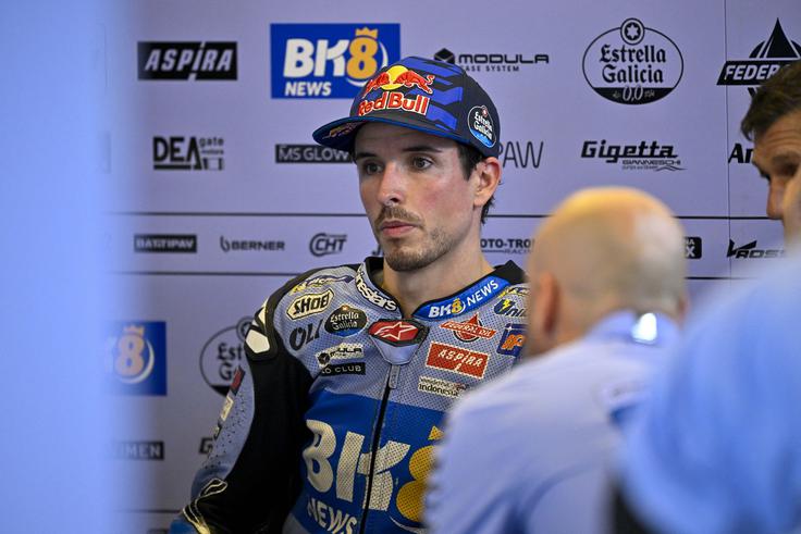 Alex Marquez prvič v karieri vodi v SP, čeprav v razredu motoGP še nima zmage. | Foto: Reuters
