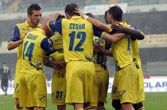 Chievo napredoval, Jokič na igrišču