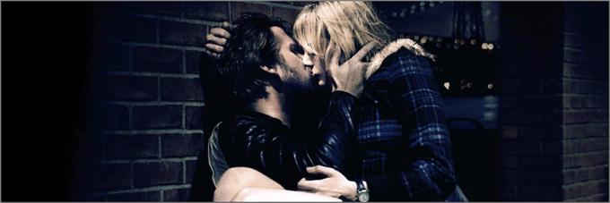 Ryan Gosling in Michelle Williams igrata v zgodbi o intenzivnem odnosu med moškim in žensko, ki se strastno zaljubita, šest let pozneje pa kot zakonca naletita na težave in kruta razočaranja, ki so jih prinesle usihajoča ljubezen in prelomljene obljube. • V četrtek, 14. 2., ob 20. uri na Planet PLUS.*

 | Foto: 