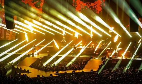 Siddharta ob 30. obletnici v Stožicah navdušila oboževalce #foto