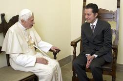 Nekdanji papežev majordom bo delal v otroški bolnišnici