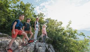 To so najbolj priljubljeni čevlji med otroci in starši