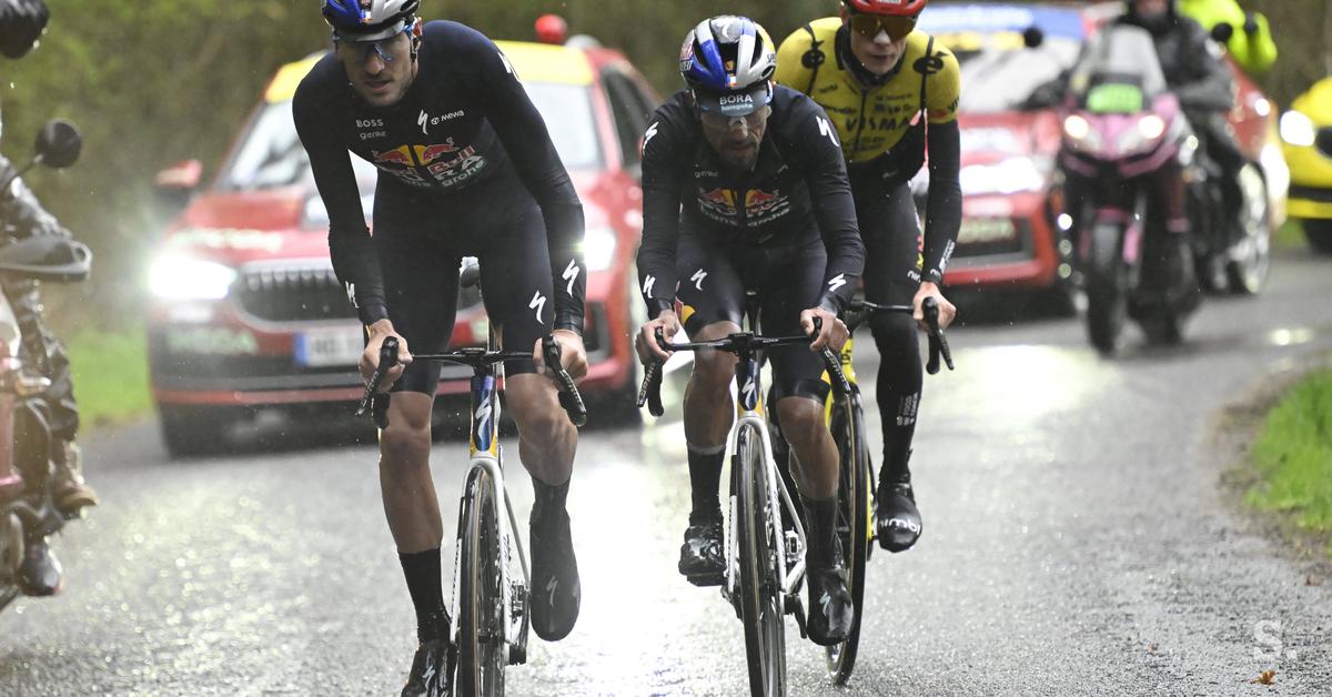 Jonasu Vingegaardu etapa s ciljnim vzponom, Juan Ayuso padel in odstopil Kép