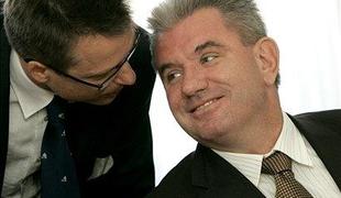 Kdo je lastnik singapurskih lastnikov Hram holdinga?