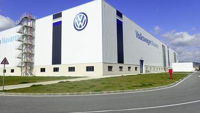 Potop nemškega Volkswagna? Zapirajo tovarne, množično odpuščajo delavce.