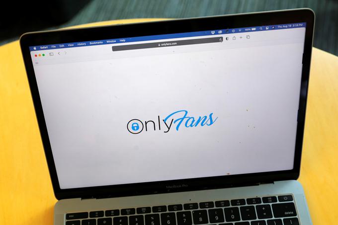 OnlyFans je platforma, namenjena uporabnikom, ki so pripravljeni plačati za dostop do njene eksplicitne vsebine. | Foto: Guliverimage/Vladimir Fedorenko