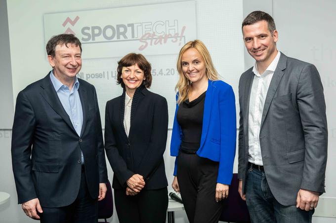 Michele Leonardi iz podjetja IBM, Maja Makovec Brenčič z Ekonomske fakultete, Ajša Vodnik z AmCham Slovenija in Uroš Okoren, idejni vodja platforme SporTech Stars. | Foto: Sporttech