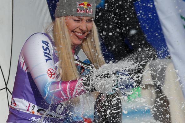 Neverjetna Lindsey Vonn spisala zgodovino v Italiji