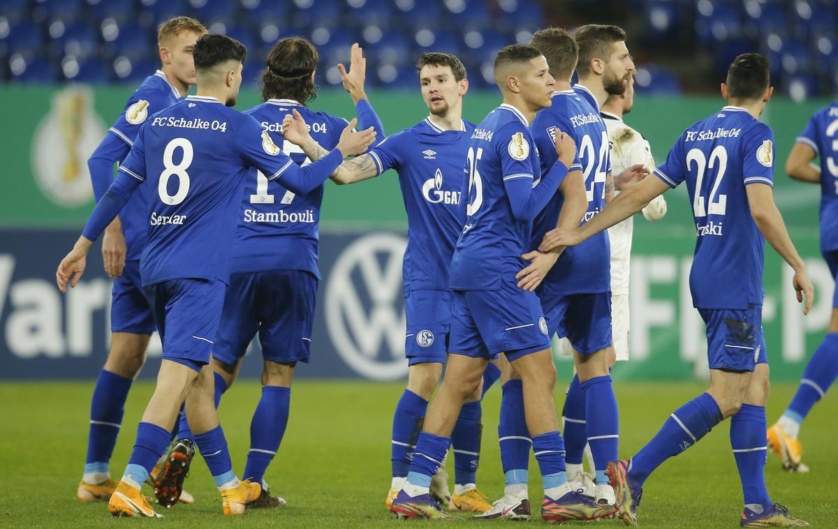 Schalke | Nemški prvoligaš Schalke je končno dočakal zmago. | Foto Reuters
