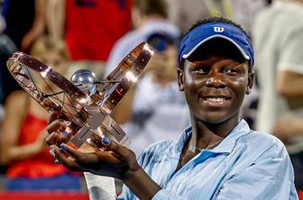 Arina Sabalenka na vrhu, velik skok Victorie Mboko