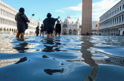 V Benetkah izredne razmere, Markov trg ostaja poplavljen #video