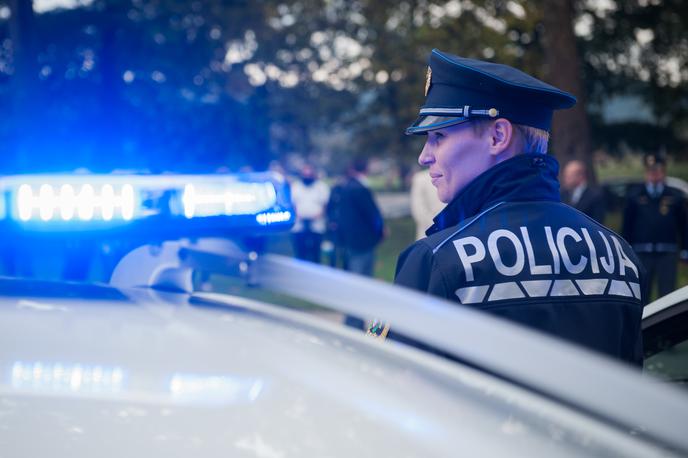 slovenska policija | Po navedbah časnika Večer sta tako domnevni napadalec kot žrtev stara 28 let. Tako Večer kot portal 24ur poročata, da se je incident zgodil v bližini nočnega lokala Niagara. | Foto Siol.net