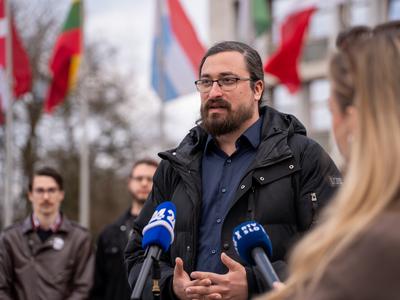 Piratska stranka: Na volitvah ne izbiramo samo med dvema