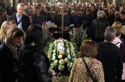 V Bolgariji pokopali umorjeno novinarko