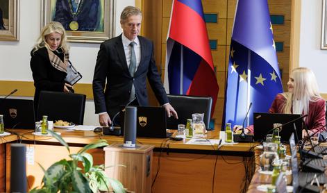Vlada s sejo v Mariboru začela obisk Podravja