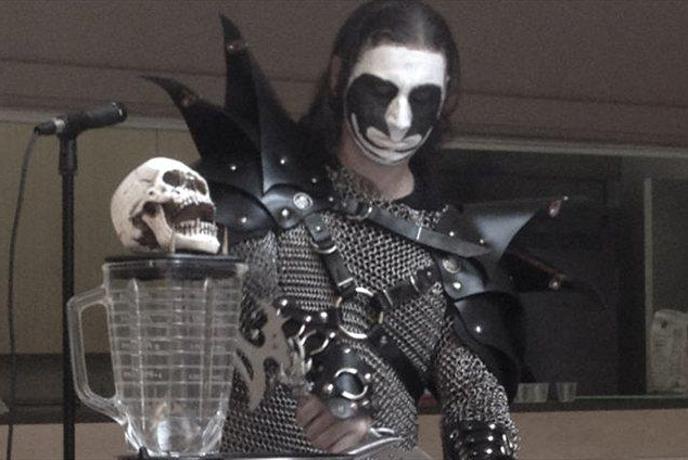 Video: Veganski black metal recepti čudaškega šefa