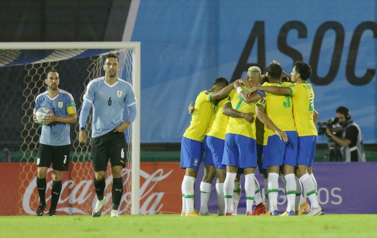 Brazilija Urugvaj | Brazilci so brez težav slavili tudi v Urugvaju. | Foto Reuters