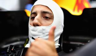 Ricciardo najhitrejši, Verstappen v težavah