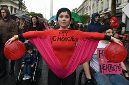 Alabama potrdila oster zakon proti splavu