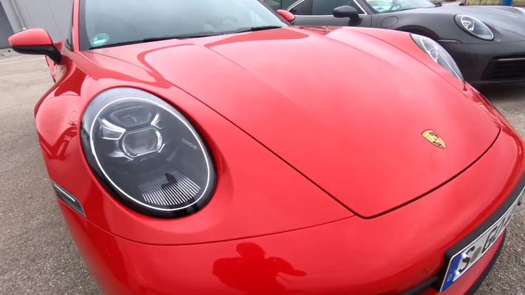 Avtomobil s številko 911 na zadku je ikona in temelj odličnega poslovanja znamke iz Stuttgarta. | Foto: Gregor Pavšič