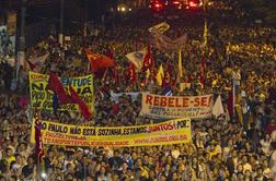 Protesti proti visokim cenam javnega prevoza se širijo po Braziliji