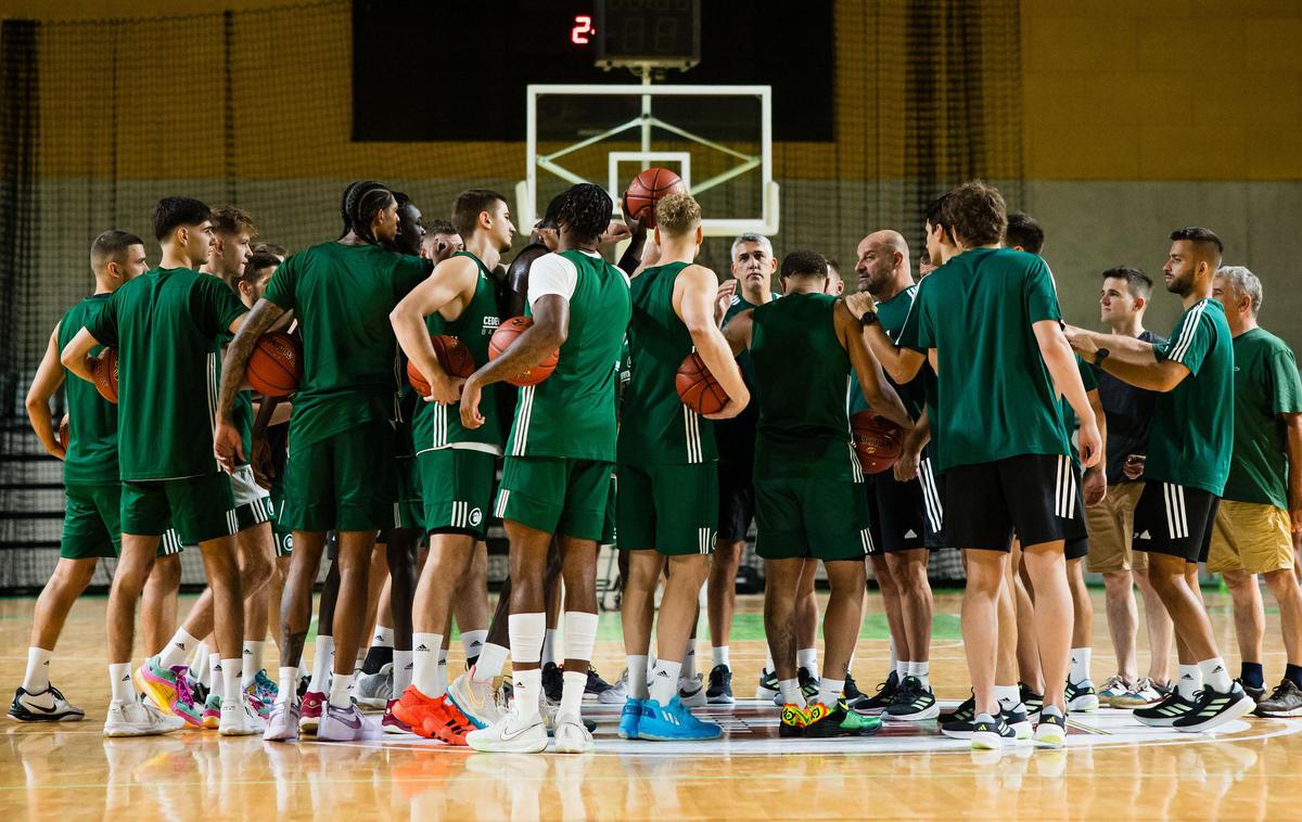 Cedevita Olimpija priprave | Na prvem košarkarskem treningu pred novo sezono Cedevite Olimpije. | Foto Grega Valančič/www.alesfevzer.com