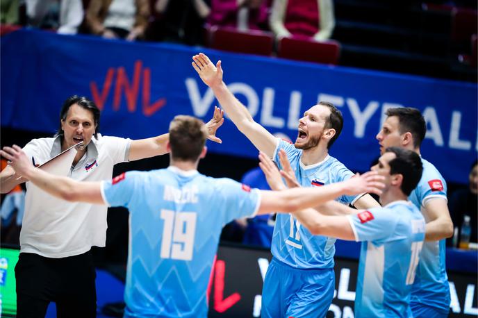 slovenska odbojkarska reprezentanca : Iran, liga narodov, Gheorghe Cretu | Slovenci so po dveh tretjinah predtekmovanja na četrtem mestu in na dobri poti na zaključni turnir. | Foto Volleyballworld