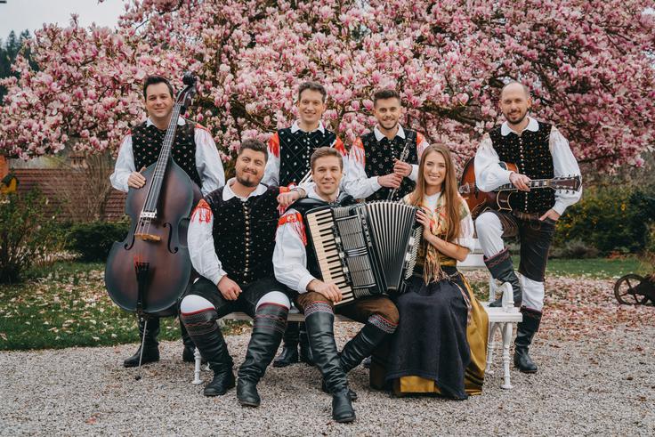 Ansambel Saša Avsenika bo letos kresoval v okolici Maribora. | Foto: Rok Maver