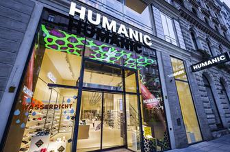 Slovenci prevzemajo upravljavca trgovin Humanic