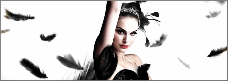 Psihološki triler Darrena Aronofskyja (Rekvijem za sanje) je postavljen v svet newyorškega baleta in popelje na srhljivo avanturo skozi psihološki ustroj mlade balerine (oskarjevka Natalie Portman), ki se z vlogo dvolične labodje kraljice poistoveti do strašljive popolnosti. • V torek, 18. 2., ob 1.10 na FOX Movies.*

 | Foto: 