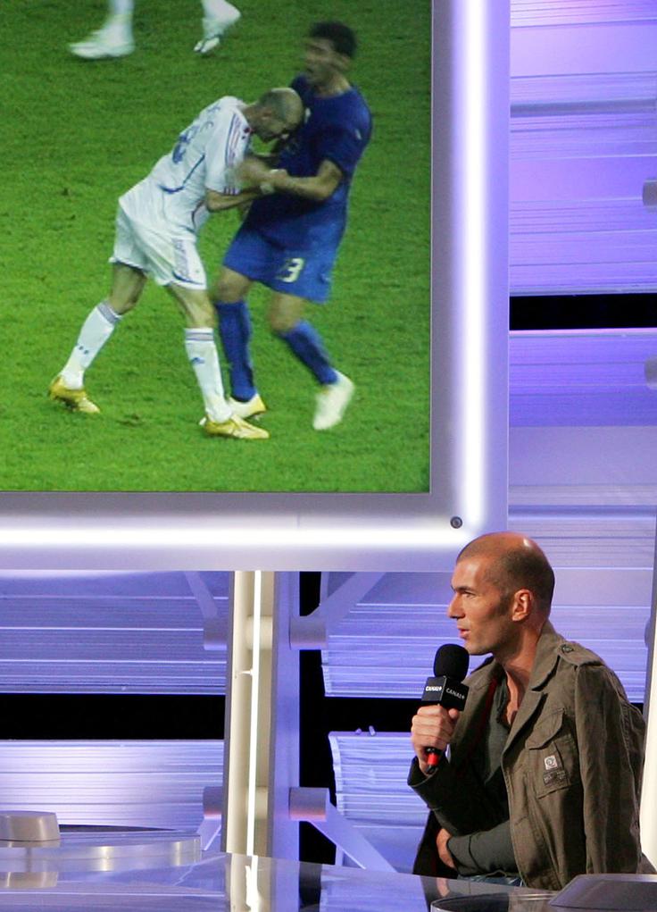 Zidane sprva ni hotel pojasniti, kaj mu je dejal Materazzi. | Foto: Reuters