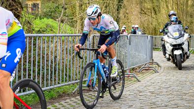 Nekdanji član ekipe Movistar kaznovan zaradi kršitve protidopinških pravil