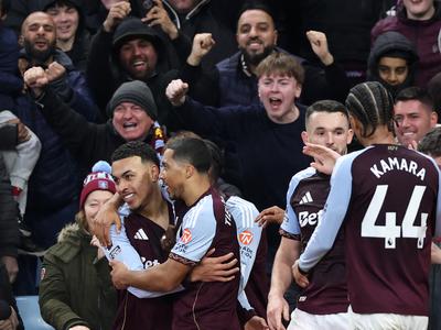 Vroči Anglež jo je zagodel Šeškovemu Unitedu z dvema mojstrovinama