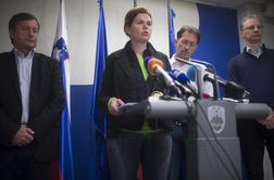 Koalicija našla 200 milijonov, Bratuškova kljub temu po zaupnico