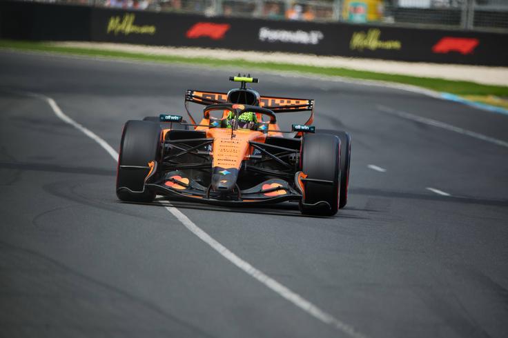 Zdaj je še Lando Norris priznal, da z letošnjimi dirkalniki zaradi novih pogonskim sklopom ne morejo zares dirkati. | Foto: Guliverimage