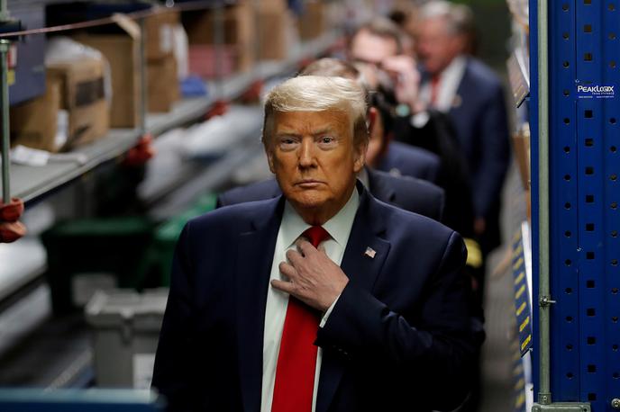 Donald Trump | Predstavniški dom ameriškega kongresa bo že drugo ustavno obtožbo zoper Donalda Trumpa v senat poslal v ponedeljek. | Foto Reuters